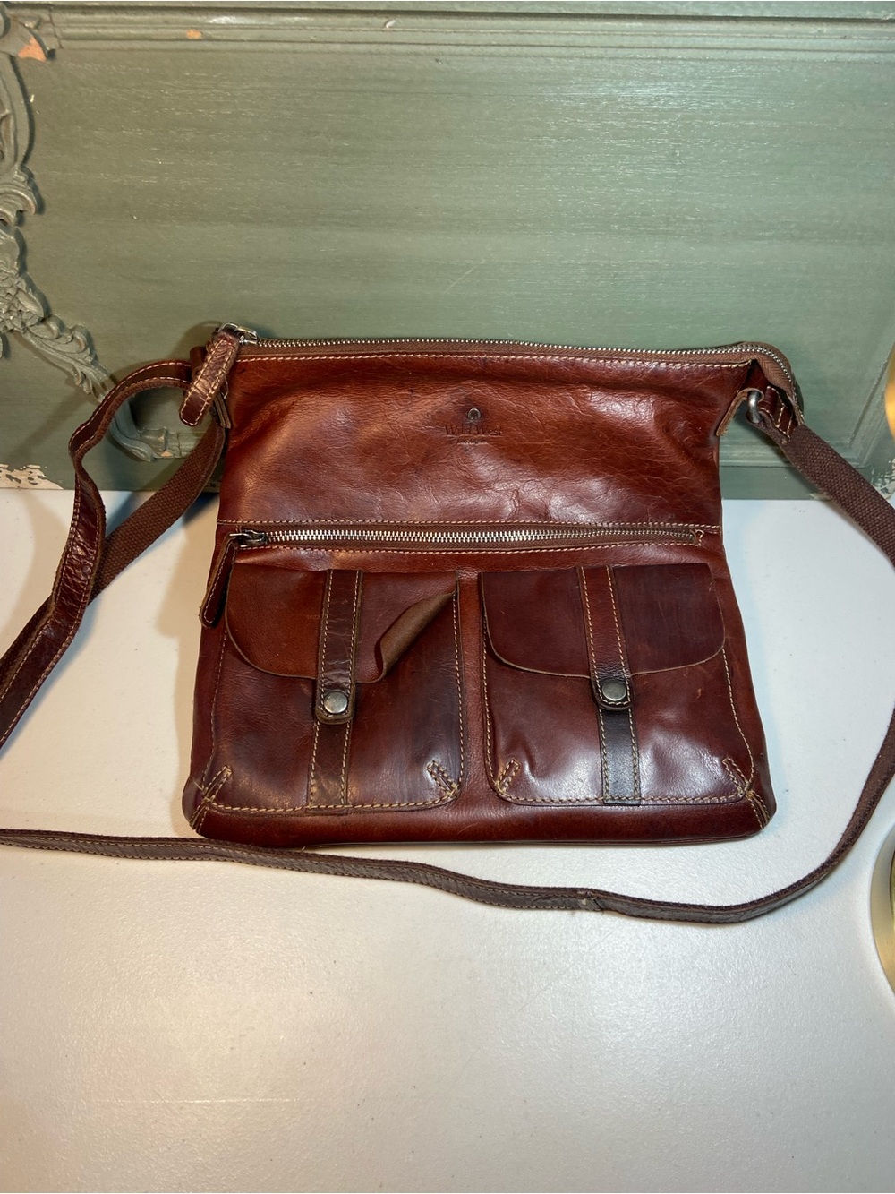 Vintage West West Women’s Brown Leather Crossbody Bag with Front Pockets